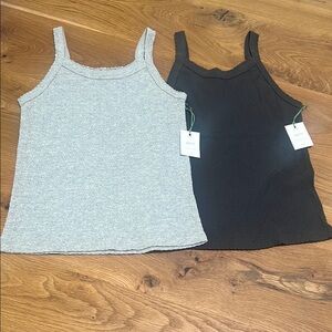 AE 77 American Eagle Tanks Bundle Light Grey & Dark Grey Size Small Reg. $116